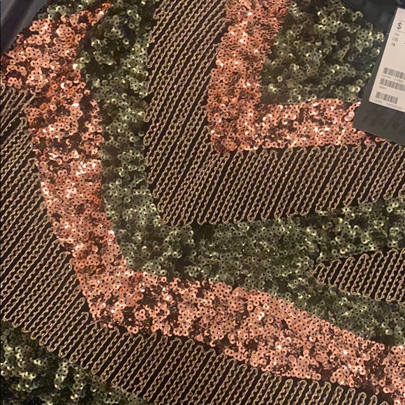 Skirt - Picture 2 of 4